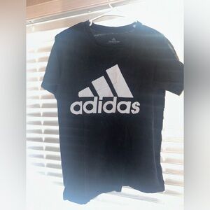 Adidas Small T-shirt